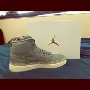 Air Jordan 1 Retro High Premium High Top Shoe